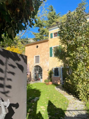Cà Renzon stanza in rustico di campagna vicino al Lago Caprino Veronese